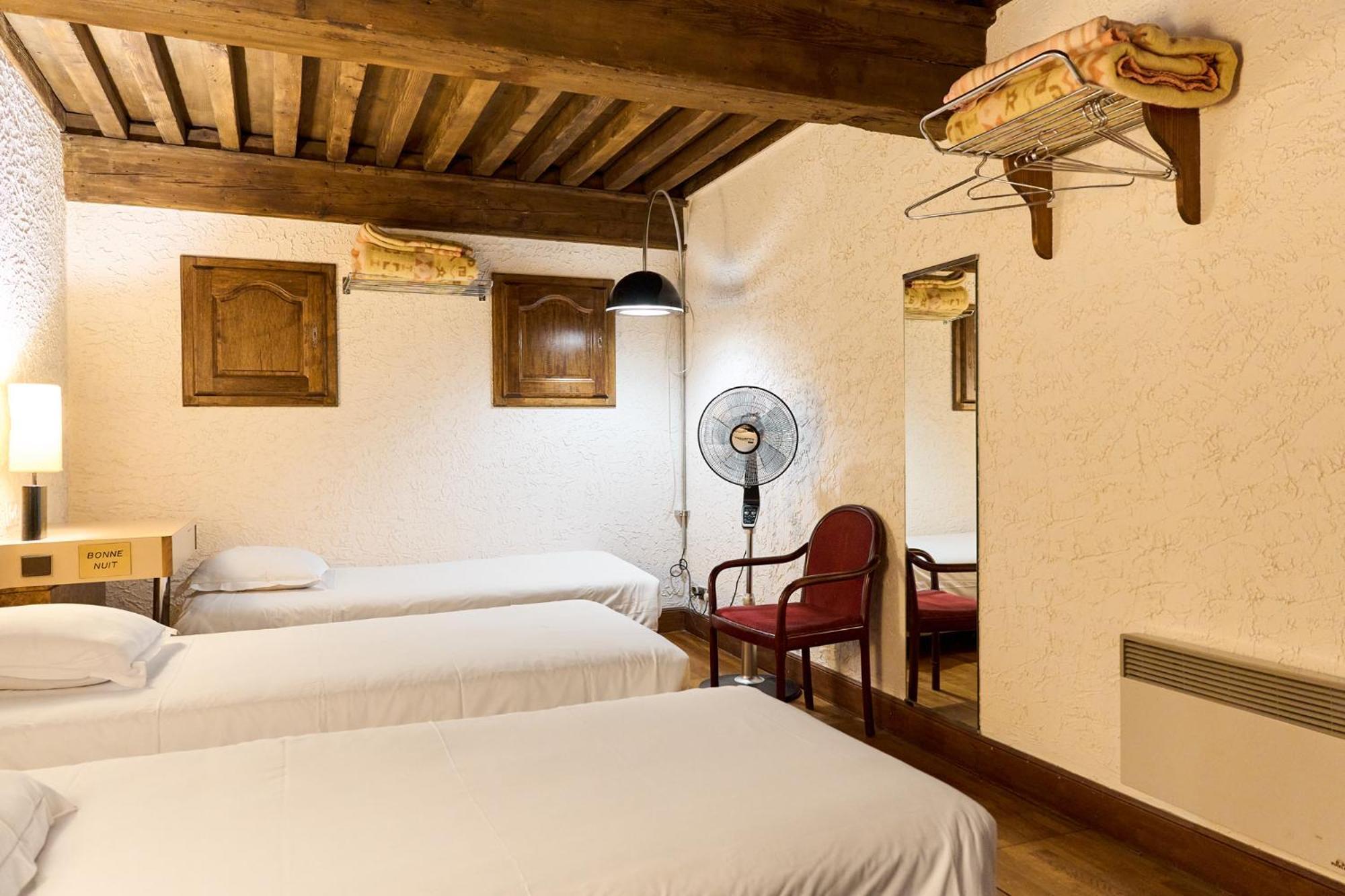 Aux Prisons De Montagny Bed and Breakfast Buitenkant foto